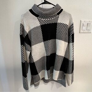 DKNY Black and White Knit Turtleneck Medium